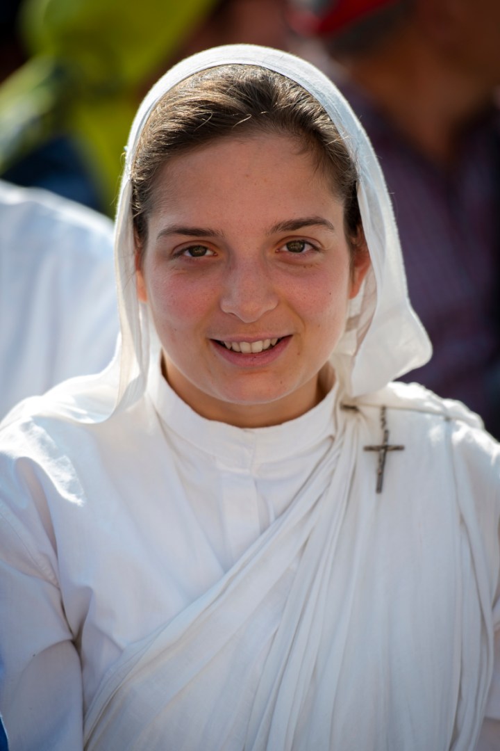 web2-consecrated-life-photo-essay-religious-sisters-friars-monks-antoine-mekary034.jpg